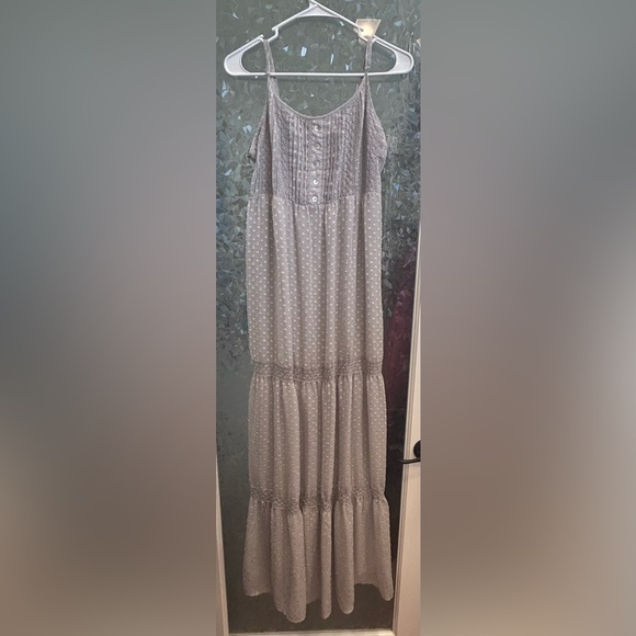 Daniel Rainn Dresses & Skirts - Daniel Rainn Cream Smocked Tiered Maxi Skirt B6